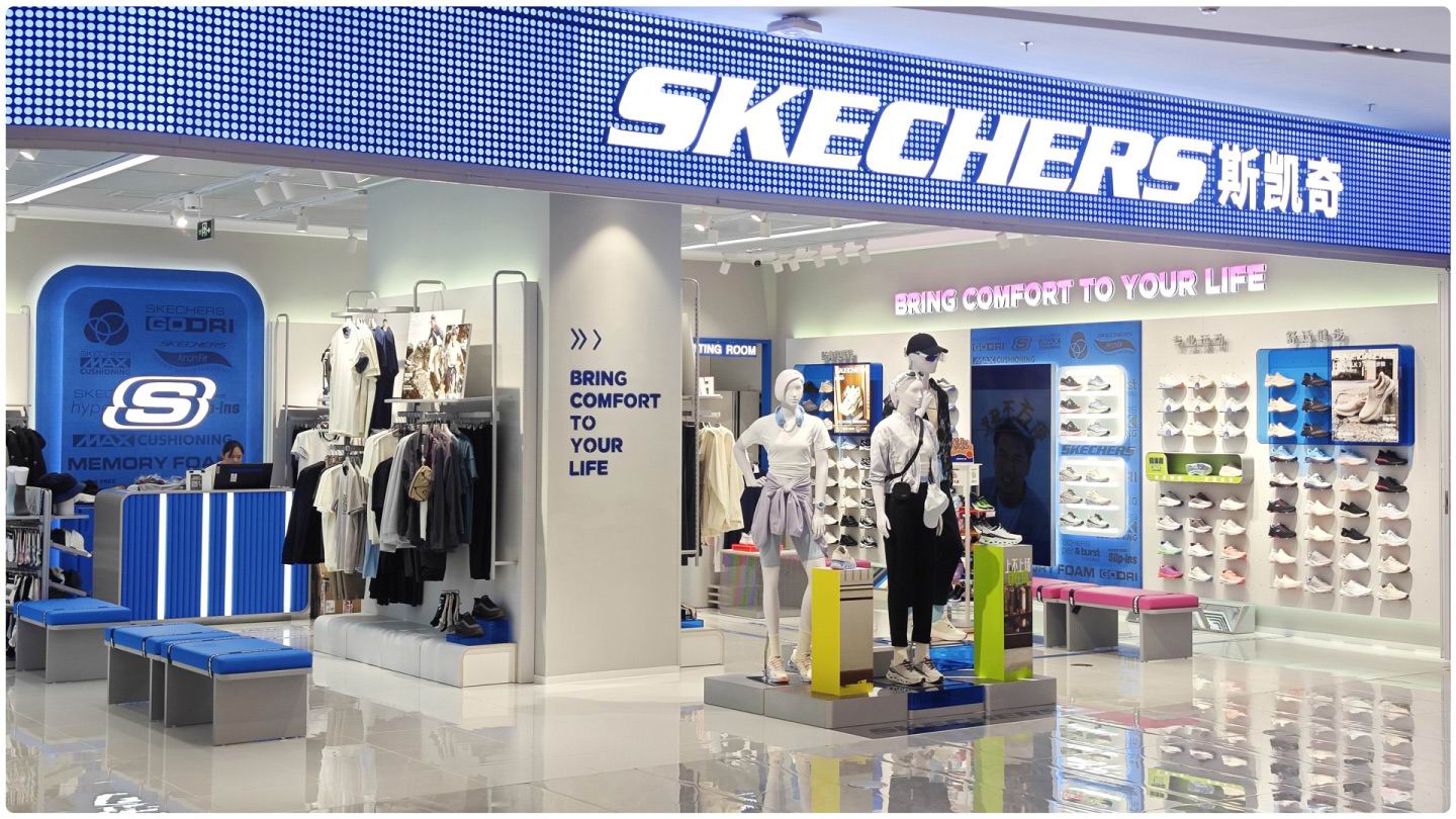 SKECHERS